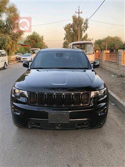 جیپ گراند شیرۆکی